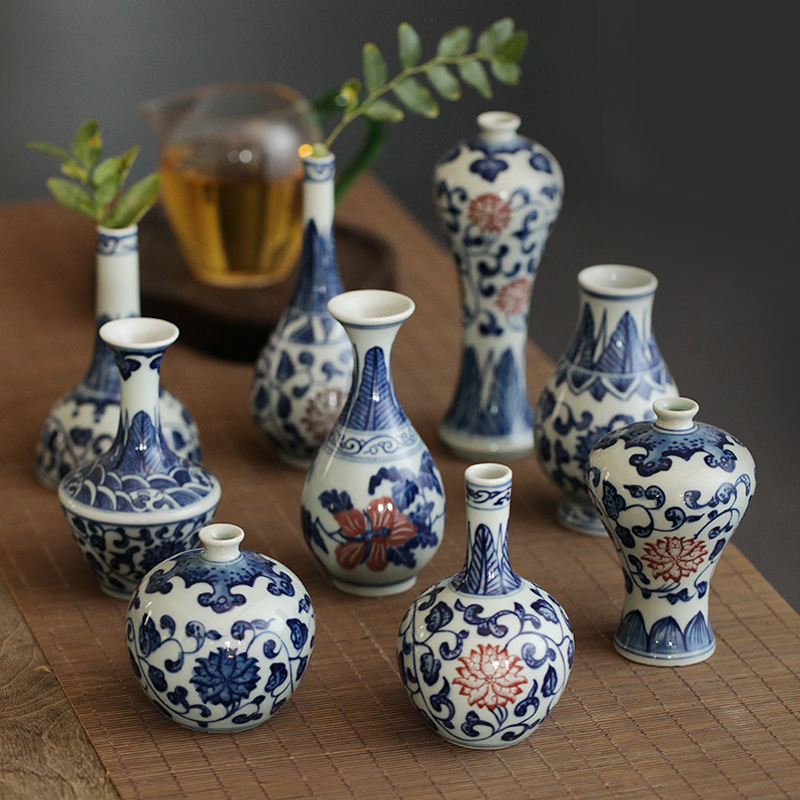 신기하고 재미있는 중국 골동품 언더글레이즈 파란색과 흰색 도자기 손으로 그린 미니 수경 꽃병, 가정용 장식